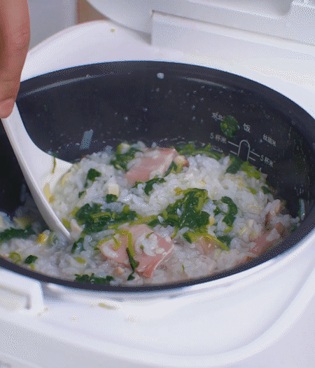 煮好時加白胡椒適當調味。