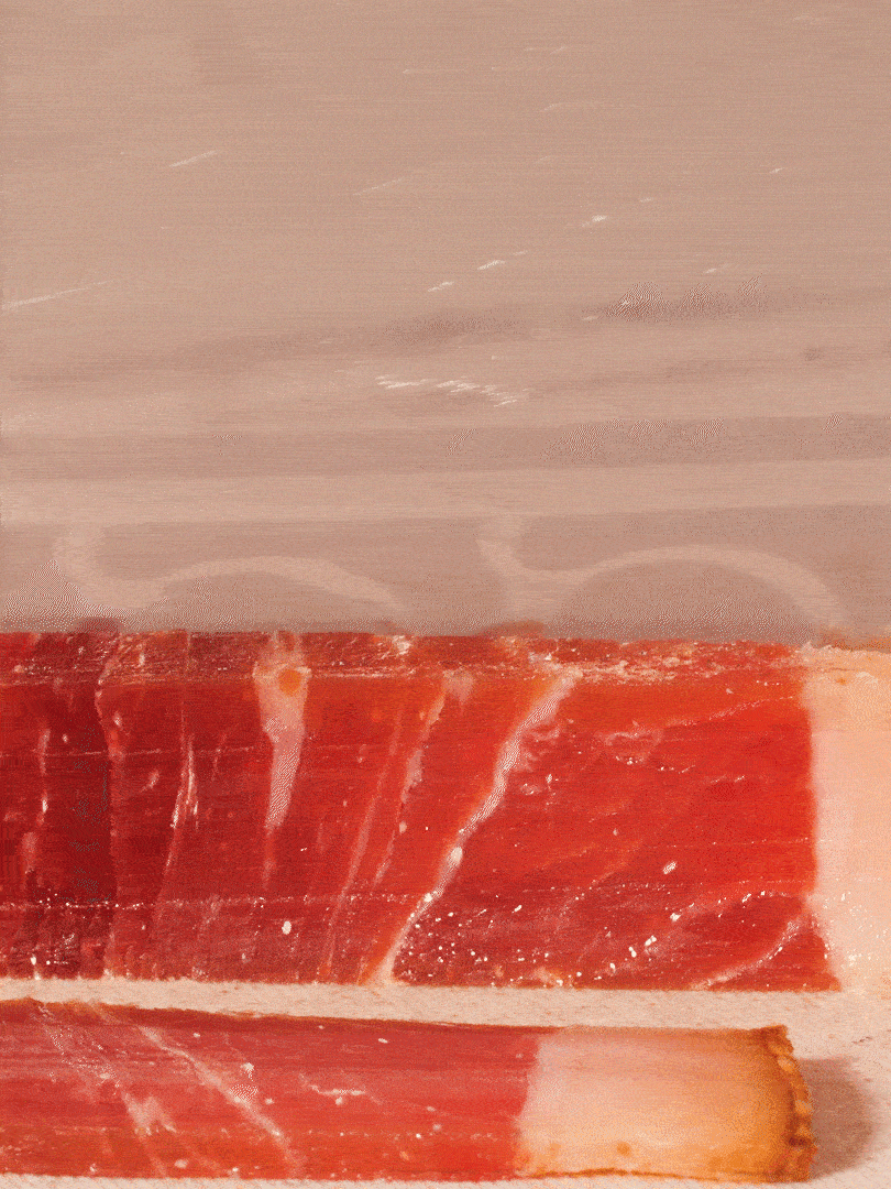 金字火腿切片，溫水浸泡5分鐘