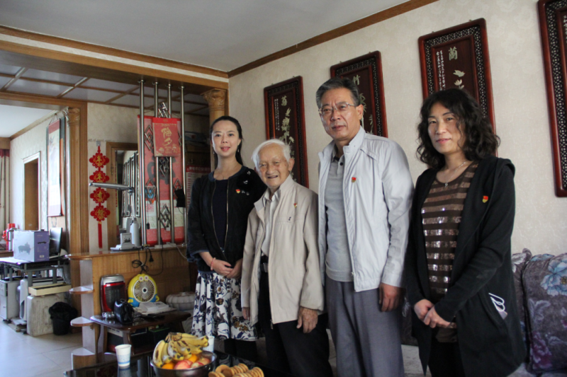 中共青海省第三建筑工程有限公司支部委員會(huì)開(kāi)展“走訪慰問(wèn)暖人心，紅色精神永傳承”活動(dòng)