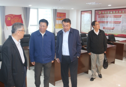 青海省副省長、省國資委黨委書記、主任王黎明，蒞臨省物產(chǎn)集團(tuán)調(diào)研指導(dǎo)工作