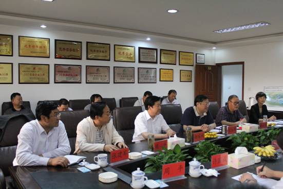 省委常委、副省長駱玉林實地考察物產(chǎn)集團“雙百”行動重點項目