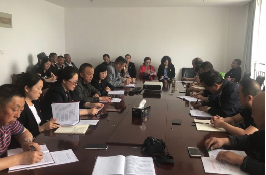 物產(chǎn)配送公司所屬黨支部召開“不忘初心、牢記使命”主題教育專題研討會(huì)
